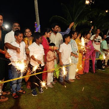 RYE0698324-11-03 (1)